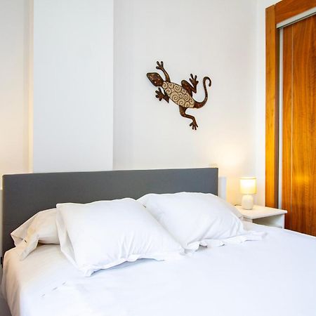 Apartamentos Adelfas Мадрид Екстер'єр фото