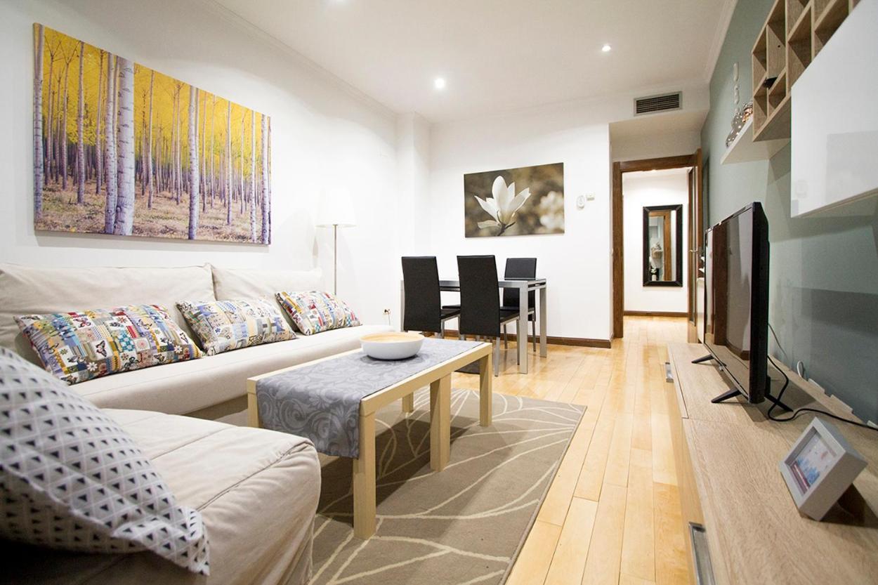 Apartamentos Adelfas Мадрид Екстер'єр фото