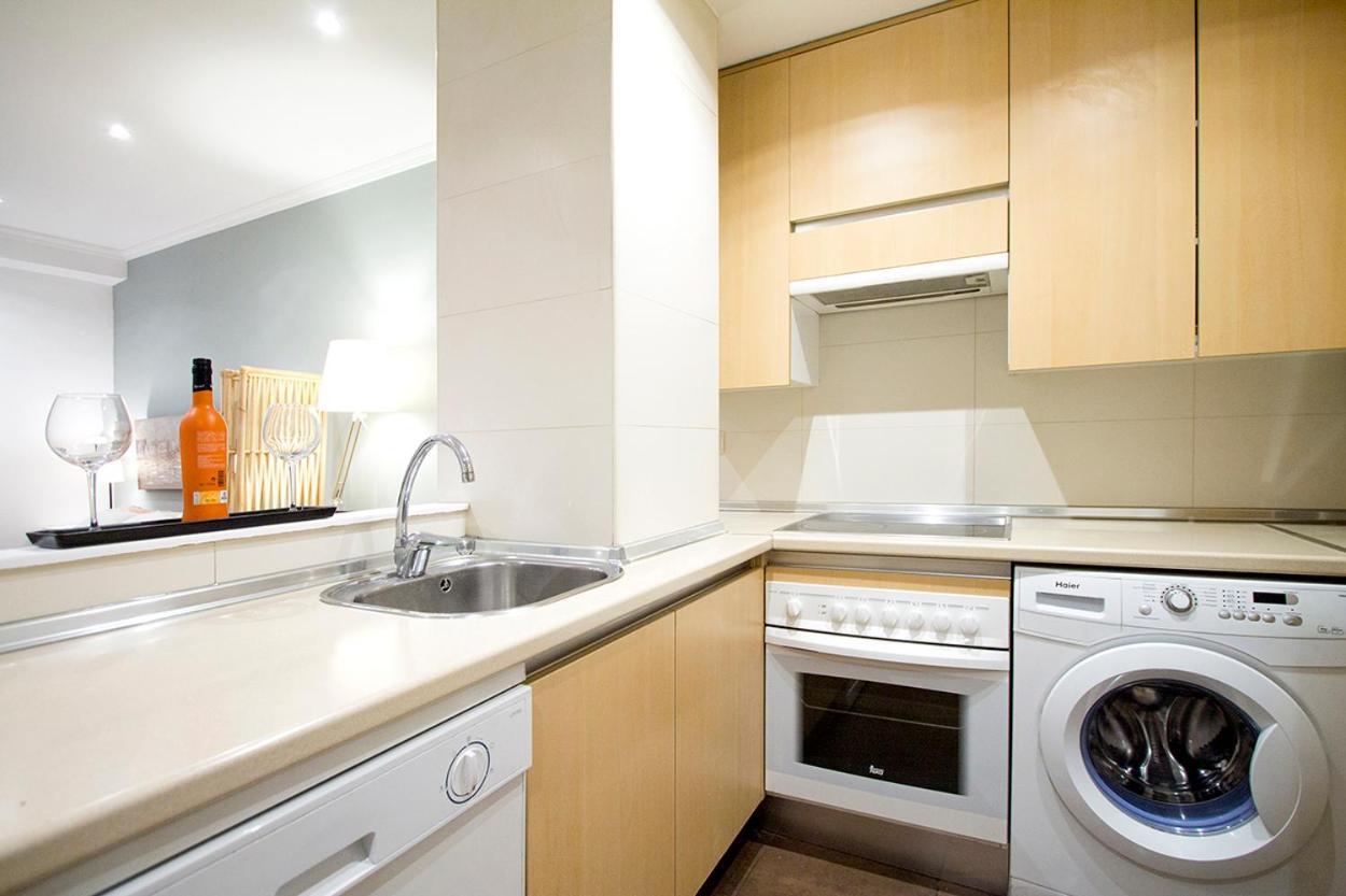 Apartamentos Adelfas Мадрид Екстер'єр фото