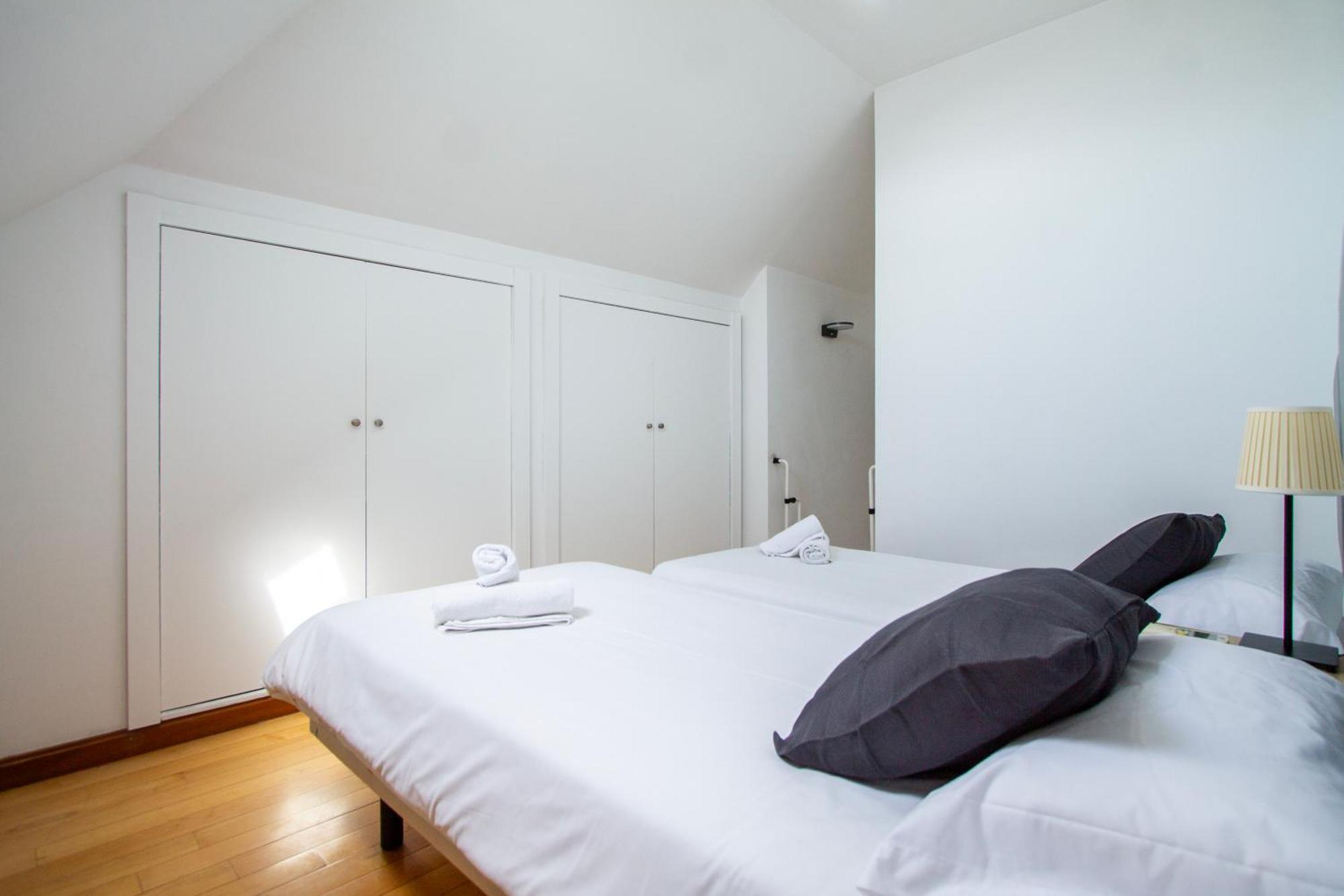 Apartamentos Adelfas Мадрид Екстер'єр фото