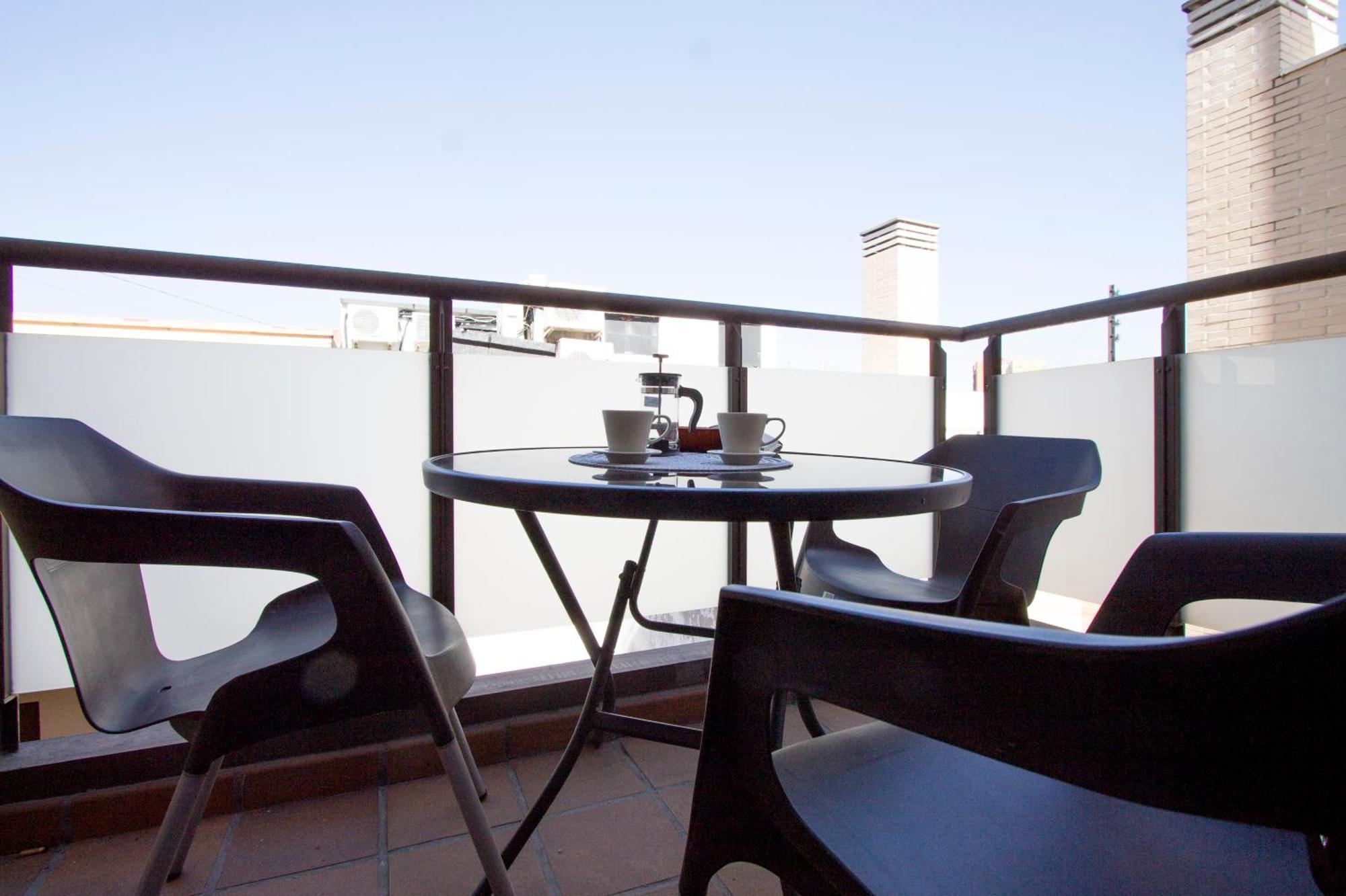 Apartamentos Adelfas Мадрид Екстер'єр фото
